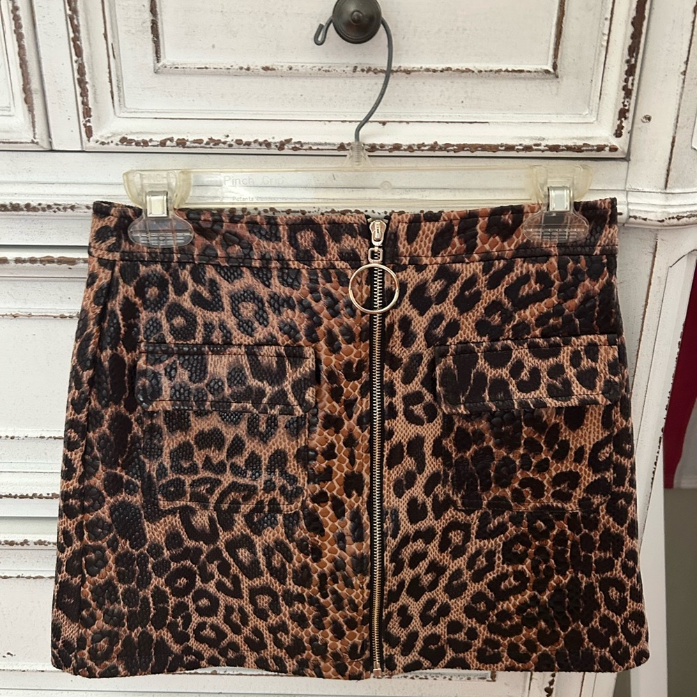 Leopard Print Zip-Front Mini Skirt in Brown and Black